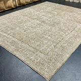 9’8 x 12’7 Classic Vintage Rug Muted Greige , Light  Brown & Sage Green '5453