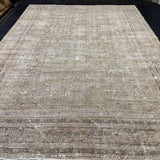 9’7 x 13’5 Classic Vintage Rug Muted Gray-Beige, Aubergine, Green & Terra Cotta 5580