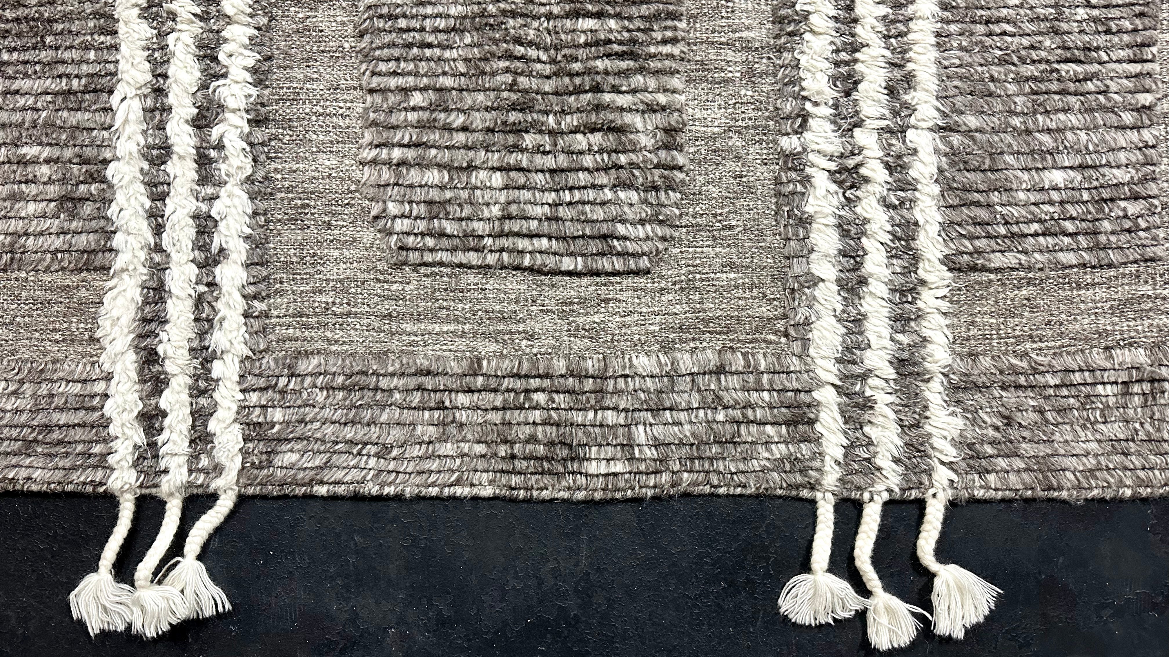 10’4 x 14’1 Shaggy Moroccan Rug Grey Pure Turkish Wool M-3781 Linda's Barn