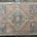 2 x 3 Vintage Oushak 5202