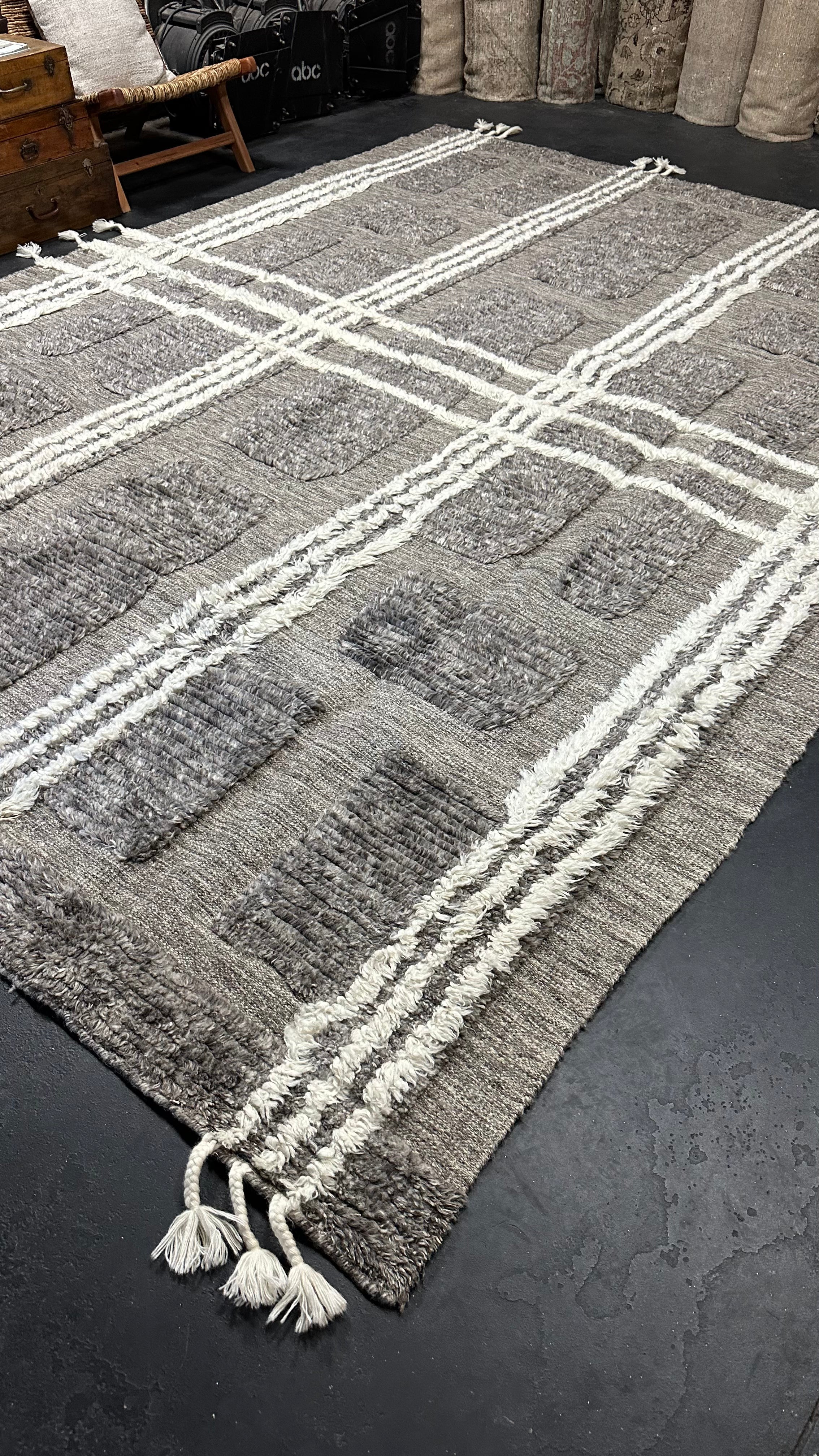 10’4 x 14’1 Shaggy Moroccan Rug Grey Pure Turkish Wool M-3781 Linda's Barn
