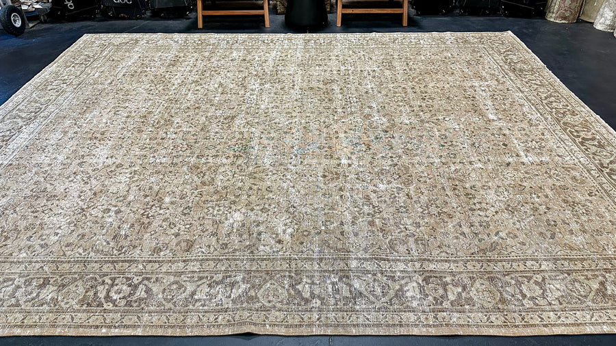 9’9  x 12’5 Classic Vintage Rug Muted Cappuccino Beige, Brown + Green