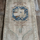 1’7 x 3’3 Vintage Turkish Taspinar Rug Muted Beige & Blue '5395