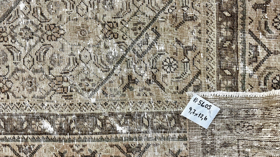 9’7  x 12’6 Classic Vintage Rug Muted Gray, Warm Beige, Brown + Green