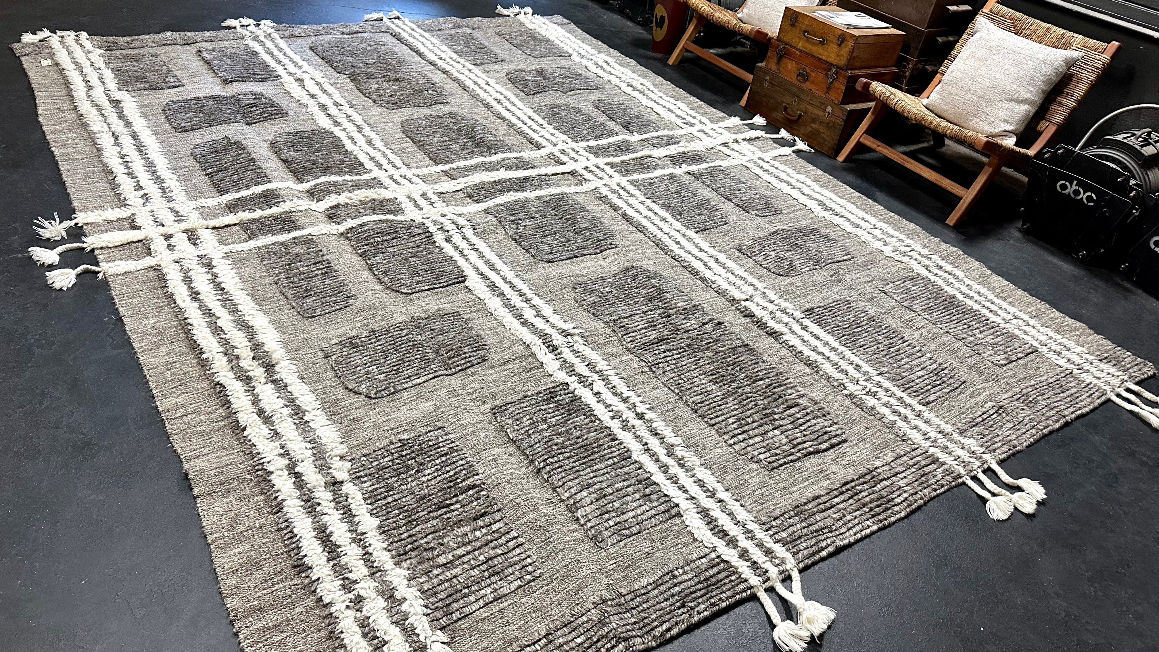 10’4 x 14’1 Shaggy Moroccan Rug Grey Pure Turkish Wool M-3781 Linda's Barn