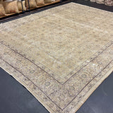 9’4 x 12’8 Classic Vintage Rug Muted Gray Beige, Sea Foam Green & Espresso