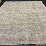 9’9 x 12’8 Classic Vintage Rug Muted  Beige, Sea Foam Green & Brown