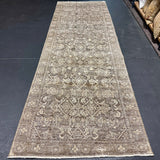 Hold KDD*3’4 x 10’3 Classic Vintage Runner Muted Taupe and Brown 5500