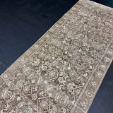 Hold KDD*3’4 x 10’3 Classic Vintage Runner Muted Taupe and Brown 5500