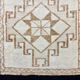 2’10 x 11’6 Vintage Herki Runner Cream, Beige & Light Brown 5519