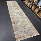 3’2 x 12’9 Classic Vintage Runner Green + Beige 5492
