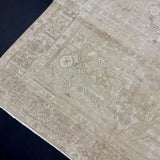 6’6 x 9’3 Classic Vintage Rug Muted Light Beige + Green 5661