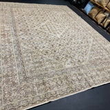 9’5 x 12’8 Classic Vintage Rug Taupe, Sea Green & Beige 5749