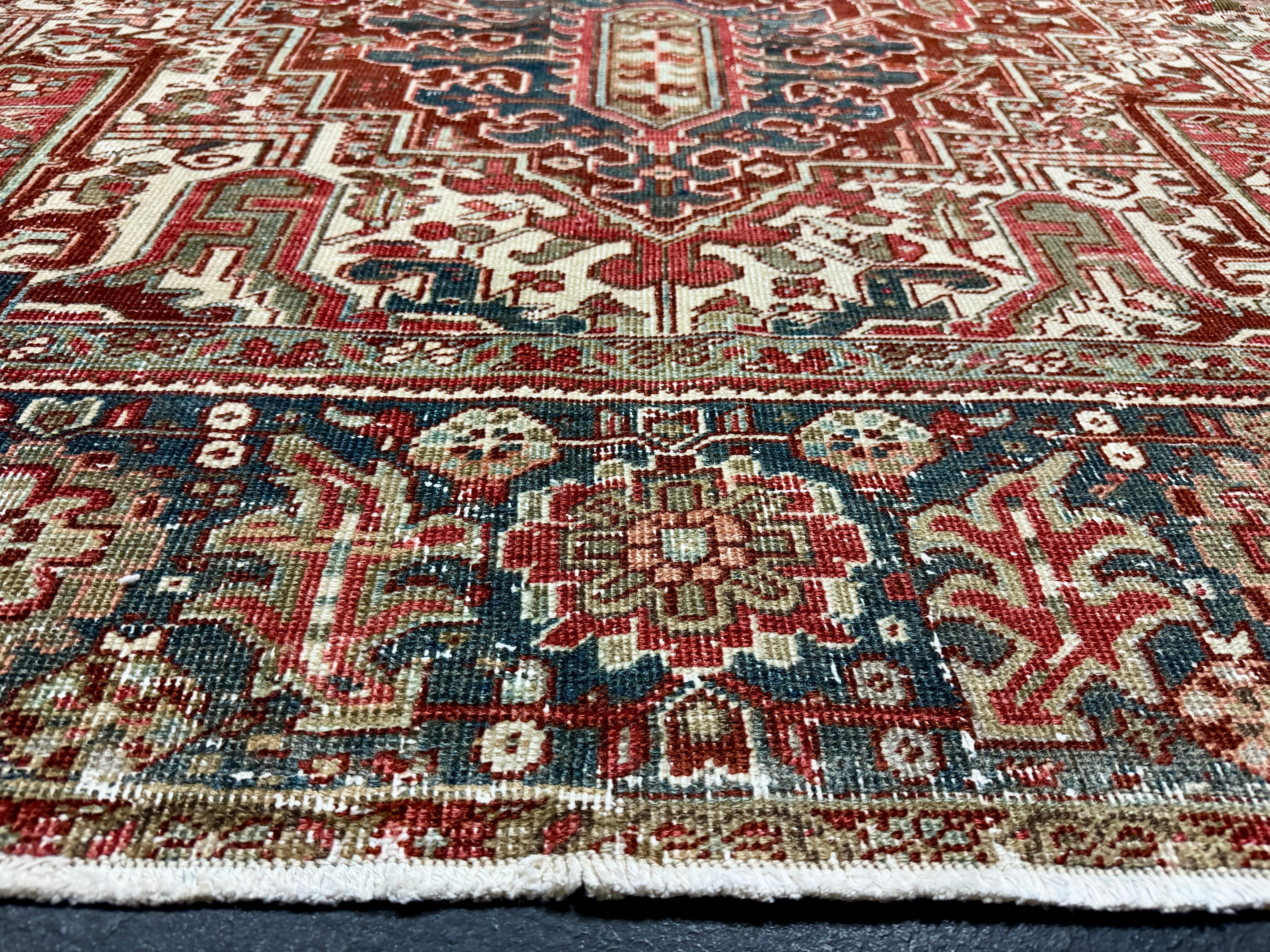 8’10 x 11’6 Classic Vintage Rug Muted Oxblood Red, Blue, Cream & Green 5753 Linda's Barn