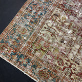 9’ x 11’3 Classic Vintage Rug Muted Grays, Reds, Blues, Greens 5320