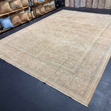 9’9 x 13’5 Classic Vintage Rug Muted Tawny Beige, Sea Foam Green + Blue 5750