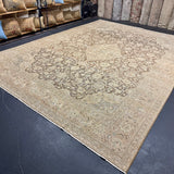 9’11 x 13’7 Classic Vintage Rug Muted  Beige, Brown, Blue & Green 5752