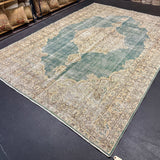 8’ x 11’6 Classic Vintage Rug Muted Teal Green, Beige + Black 5762