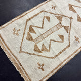 3’2 x 11’4 Vintage Herki Runner Cream & Light  Brown 5624