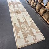 3’1 x 12’4 Vintage Herki Runner Cream & Light Brown 5918