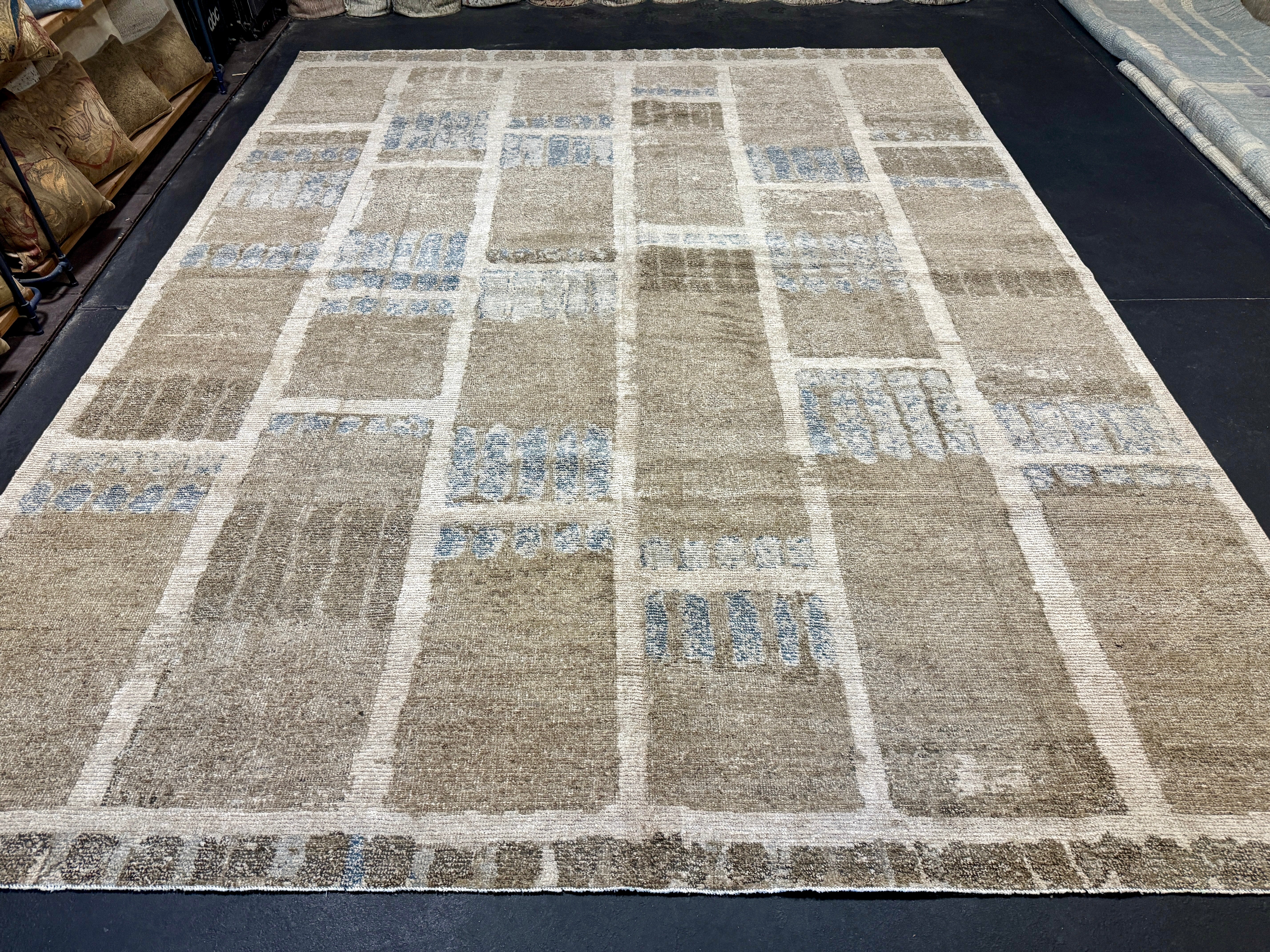 9’3 x 12’ Swedish Style Rug Pure Distressed Silk, Organic Wool + Allo Muted Taupe, Camel, Denim & Silver LB31 Linda's Barn
