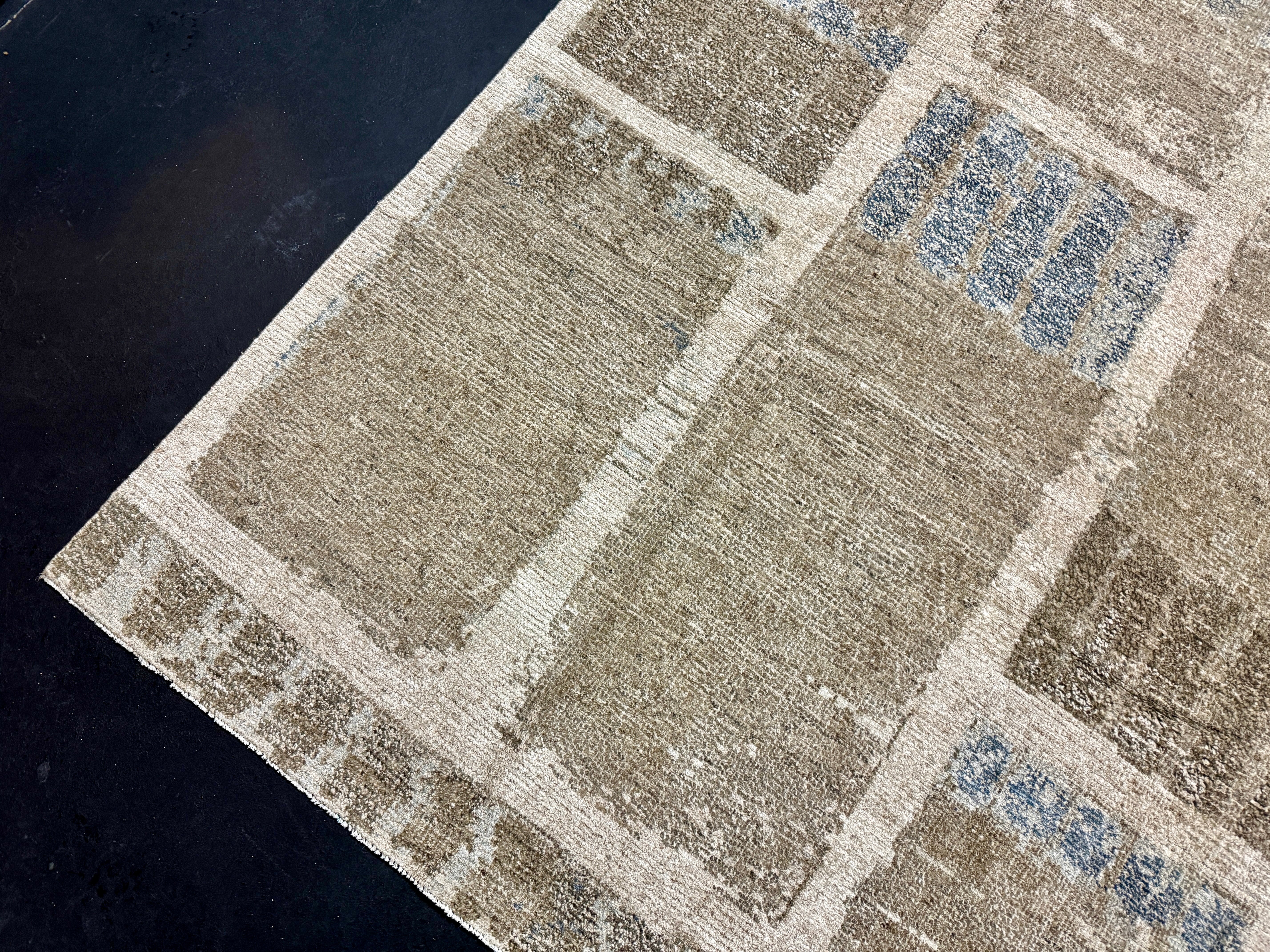 9’3 x 12’ Swedish Style Rug Pure Distressed Silk, Organic Wool + Allo Muted Taupe, Camel, Denim & Silver LB31 Linda's Barn