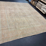 9’9 x 12’7 Classic Vintage Rug Muted Tawny Beige, Denim & Sea Foam 5774