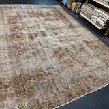 Hold for WLI til 7/19*9’10 x 14’4 Antique Carpet Muted Rust, Black, Beige & Gray 5782