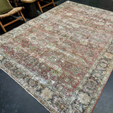 7’6 x 10’8 Classic Antique Rug Muted Red, Black, Green & Blue