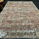 7’6 x 10’8 Classic Antique Rug Muted Red, Black, Green & Blue