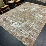 8’4 x 11’4 Classic Antique Rug Muted Denim Blue, Gray, Red and Camel Gold