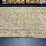 8’6 x 12’ Classic Vintage Rug Muted Beige, Green  &  Tawny Brown