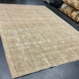 9’4 x 13’ Classic Vintage Rug Muted Gray, Green & Beige