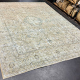 9’ x 12’1 Classic Vintage Rug Muted Gray, Ecru-Beige & Light Blue