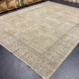 9’4 x 12’9 Classic Vintage Rug Muted Sage-Gray, Sea Foam Green & Brown