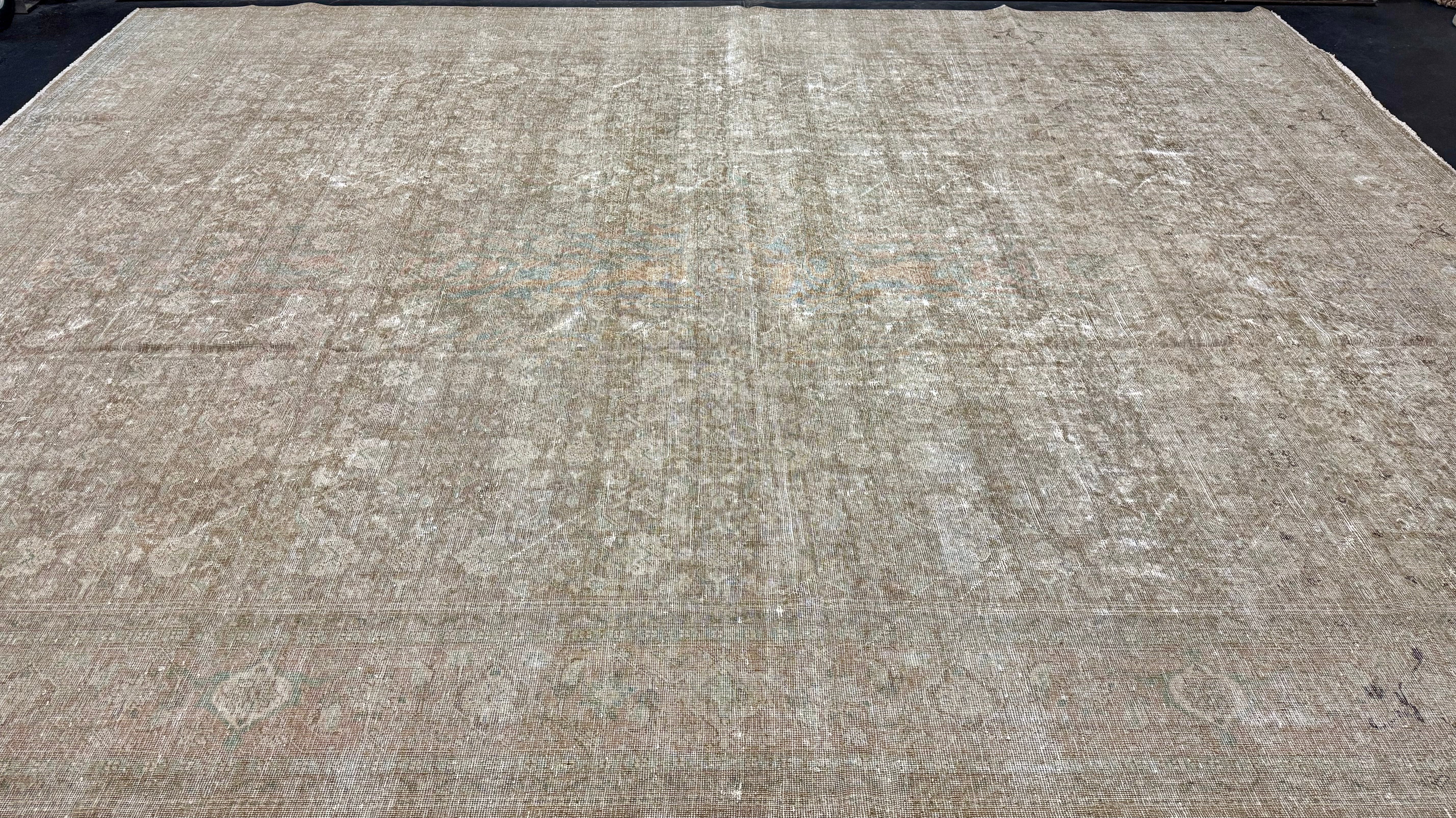 Sage Muted Rug 10’6 x 13’10 Classic Vintage Rug Muted Tawny Brown, Sea Foam and Sage ...