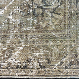 9’9 x 12’9 Classic Vintage Rug Muted Moody Greige & Graphite