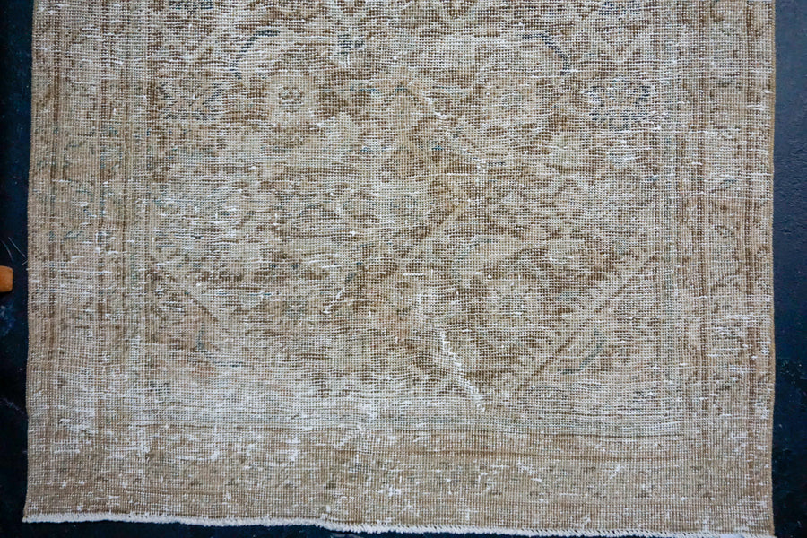 3’6 x 10’2 Classic Vintage Runner Beige + Turquoise Blue & Brown SB