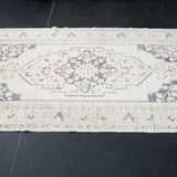 5’8 x 10’1 Oushak Rug White, Pink and Black SB