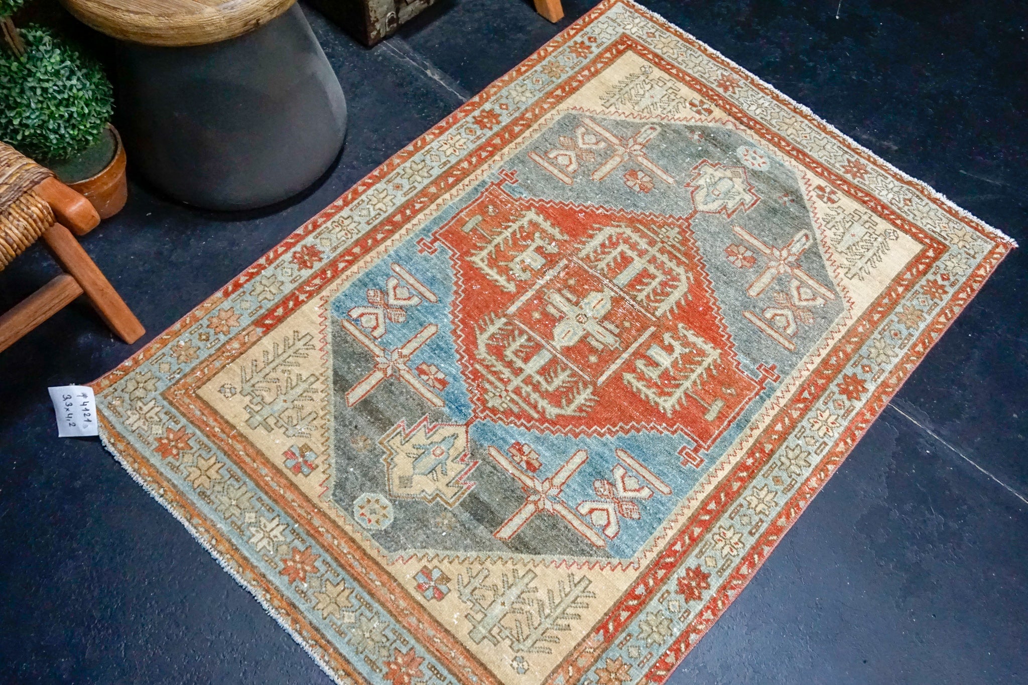 3’3 x 4’2 Classic Vintage Carpet Muted Denim Blue, Tomato + Ecru SB '4121 Linda's Barn