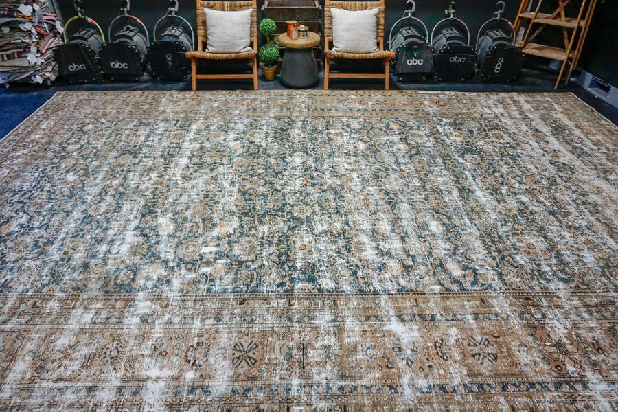 10’8 x 17’ Classic Antique Rug Muted Midnight Blue, Mocha, Cappuccino + Brown SB