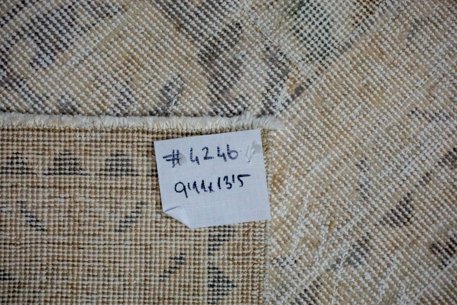 9’11 x 13’5 Classic Vintage Oushak Rug Muted Beige and Aubergine