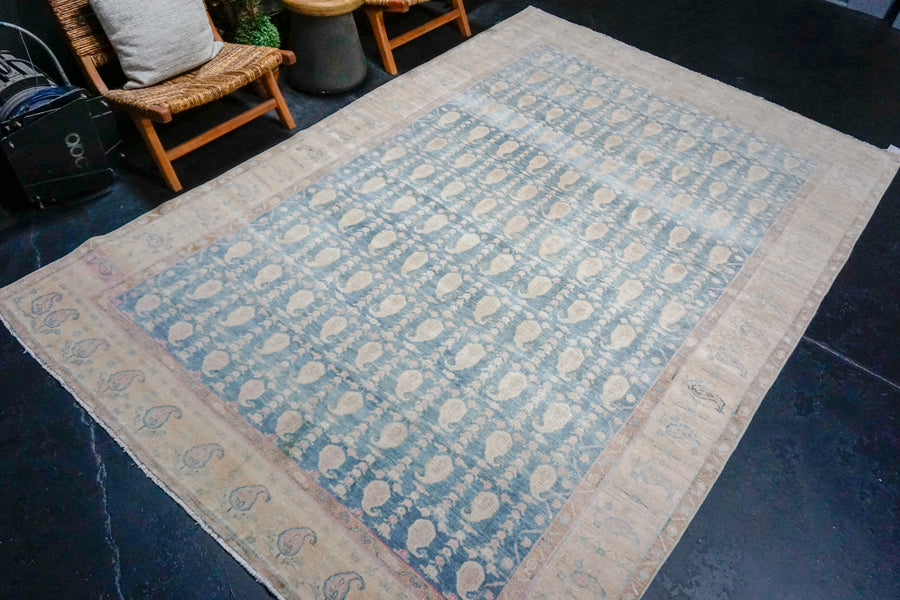 7’2 x 10’10 Classic Antique Carpet Muted Ivory Peach, Blue and Pink SB