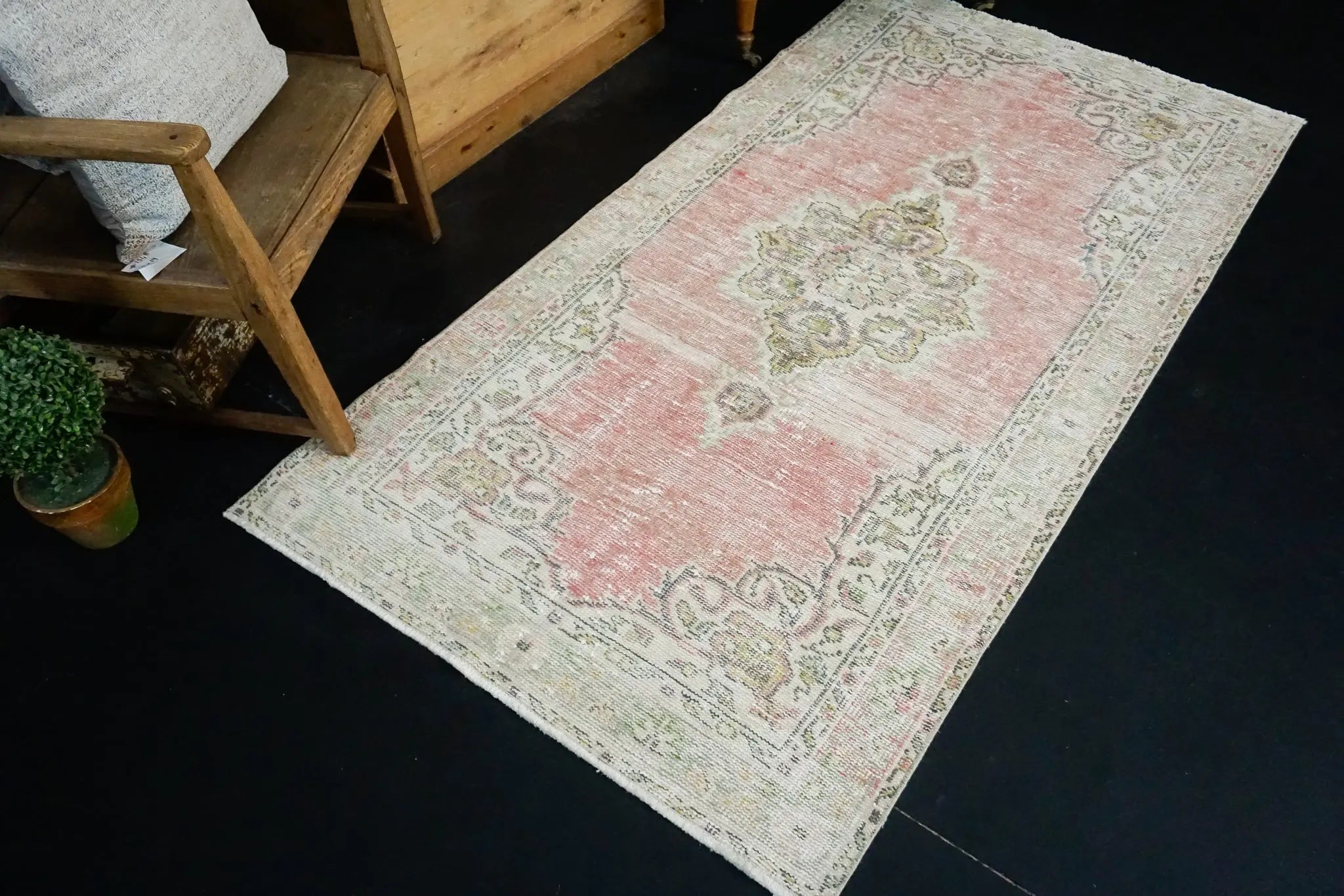 3’5 x 6’7 Vintage Oushak Rug Muted Faded Pink, Green and Cream '2720 Linda's Barn