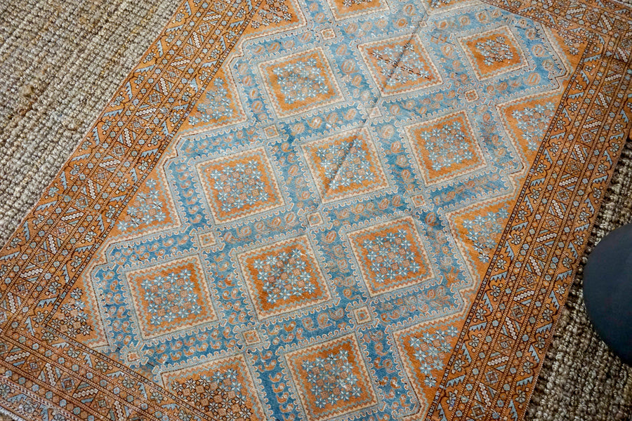 4’4 x 6’ Classic Vintage Shiraz Handmade Carpet Turquoise Blue, Copper + Cream