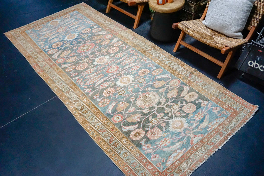 4’3 x 9’10 Classic Vintage Gallery Rug Muted Denim Blues, Apricot, Salmon and Ecru SB
