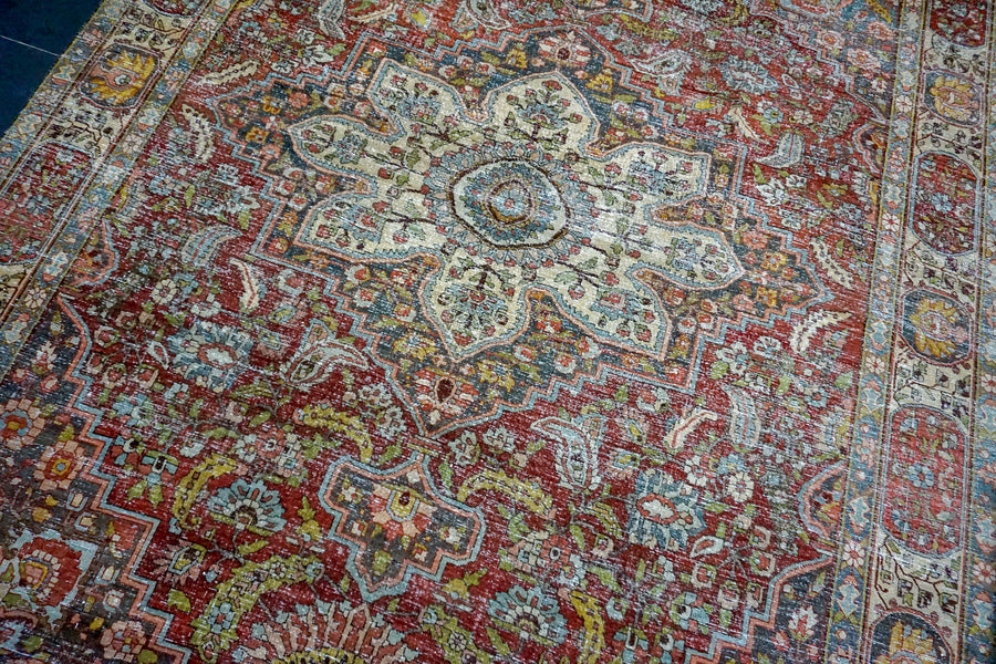 10’1 x 13’ Classic Vintage Rug Wine, Blue, & Moss Green  SB
