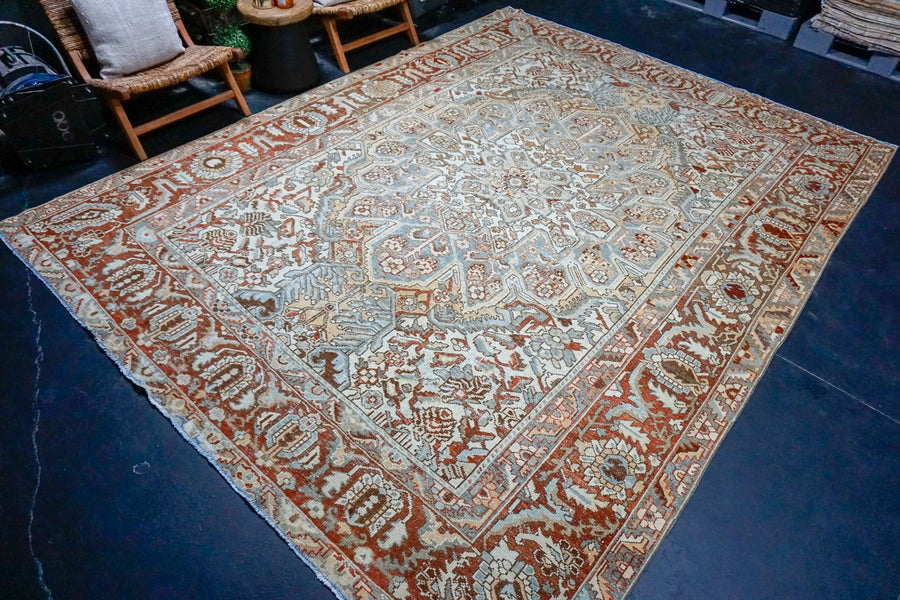 9’2 x 12’3 Classic Vintage Rug Rust, Pale Blue + Cream SB