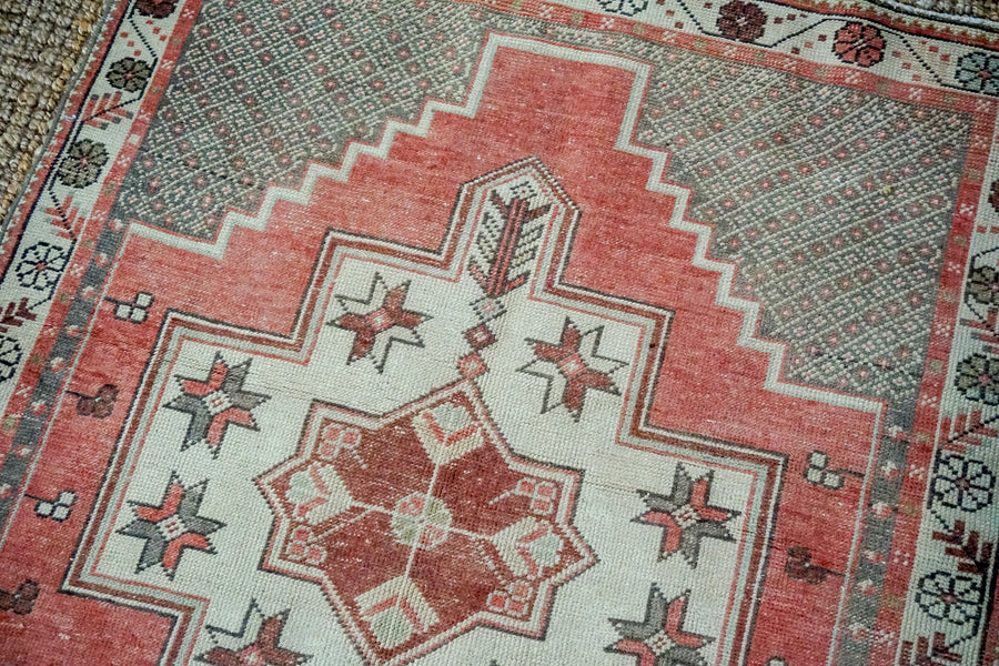 4’1 x 8’ Oushak Rug Soft Bronze, Brown and Cream Vintage Carpet