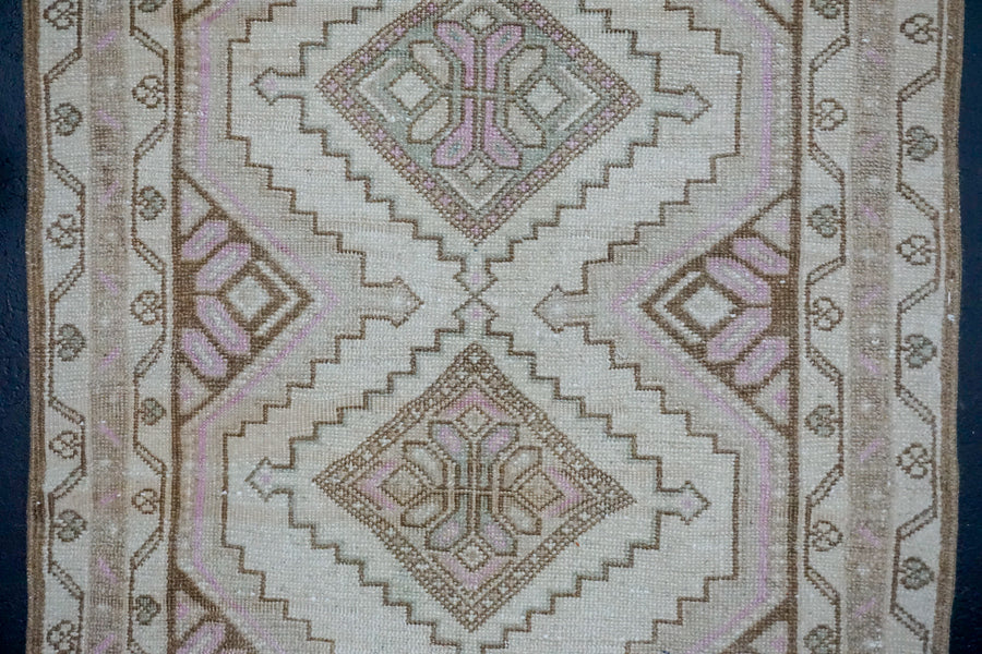 2’5 x 10’ Classic Vintage Runner Muted Pink, Beige and Green*